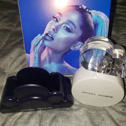 Ariana Grande Cloud Intense 2.0 Perfume 🩷