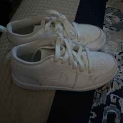 Kids Jordan’s All White