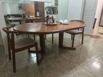 free wood table
