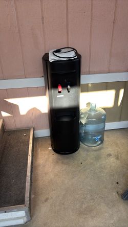 Hot And Cold Water Dispenser And 5 Gallon Jug