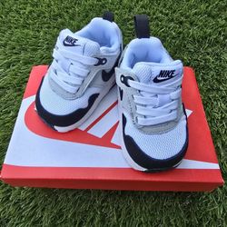 Air Max 1 EasyOn Baby Size 2c