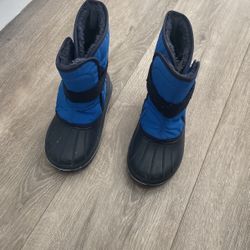 Children’s Place Toddler Size 9 Snow Boots 