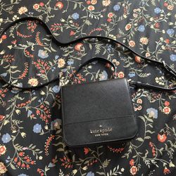 Kate Spade Square Crossbody 