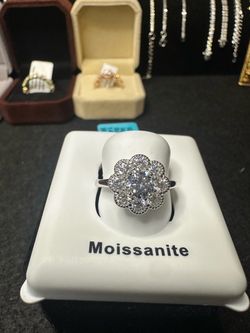 925 Sterling Silver Moissanite Ring