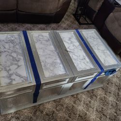 Coffee Table  For Sale 