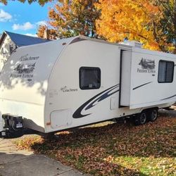 28' Forest River Travel Trailer