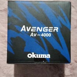 Okuma Avenger AV 4000