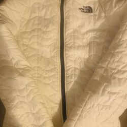 Northface Woman’s Jacket 