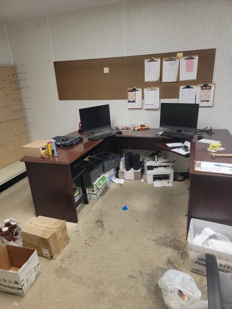 U Shaped Computer Desk 