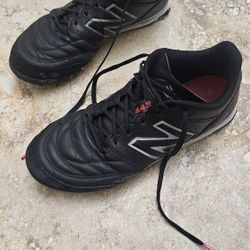 NEW BALANCE SOCCER TURF SHOES