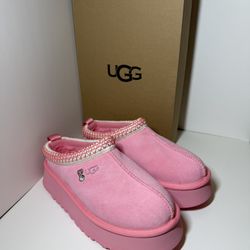 Women’s Size 8 Valentines Ugg Tazz Love 25 Tropical Pink