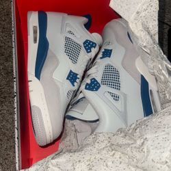 Jordan 4
