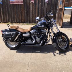 2010 Harley Davidson Fat Bob - Super Clean and Super Cool