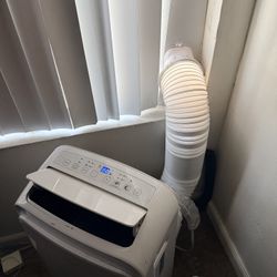 Insigma Portable A.C Unit 