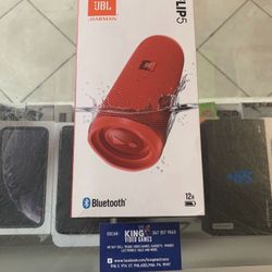 JBL Flip 5 Bluetooth Speaker