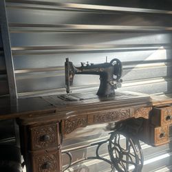 Honeymoon Sewing Machine 