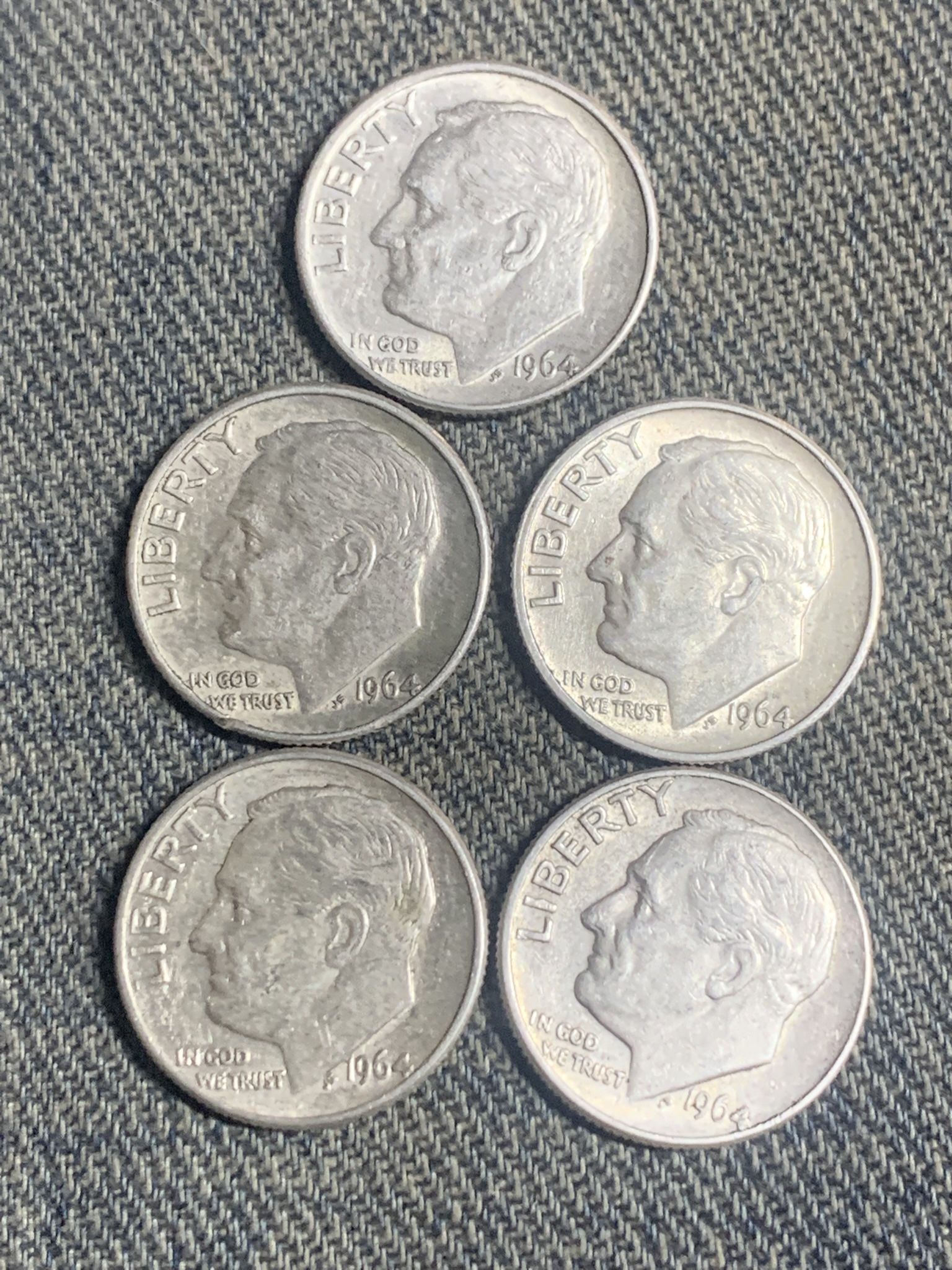 RARE VARIETY! Lot of 5 - 1964 Roosevelt Dimes (90% Silver) — Includes Key FULL BANDS (FB) Coin!