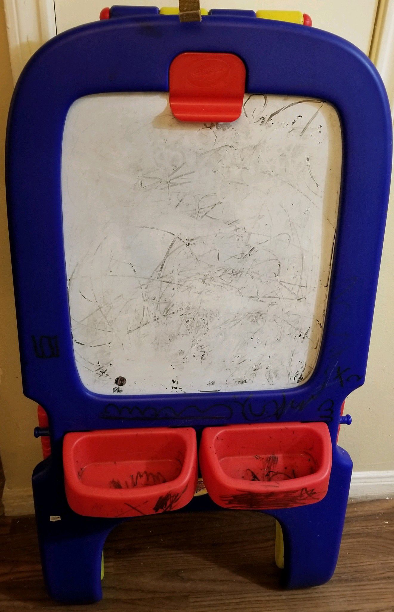 Kid's Toy Easel