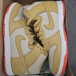 Nike Dunks