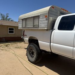 Alaskan Camper