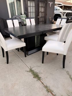 Real wood Dining table set 6 chairs