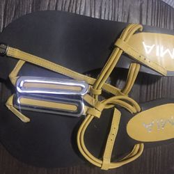 New Mia Sandal Size 7 Made In Brazil Leather Upper