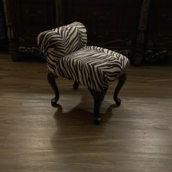 Vanity Stool/ Tuffet