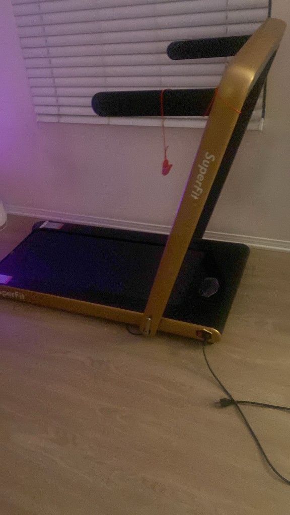 🏃♀️ SuperFit Foldable Treadmill – Great Condition! 🏃♂️ - $180 (OBO)