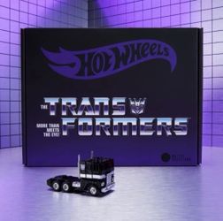 Hot Wheels RLC Exclusive Limited Transformers Nemesis Prime