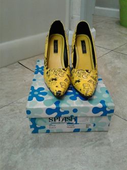 51/2 yellow heels