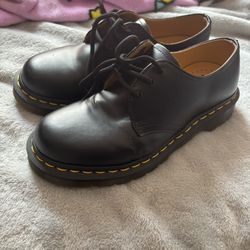 Dr. Martens Women’s Size 7