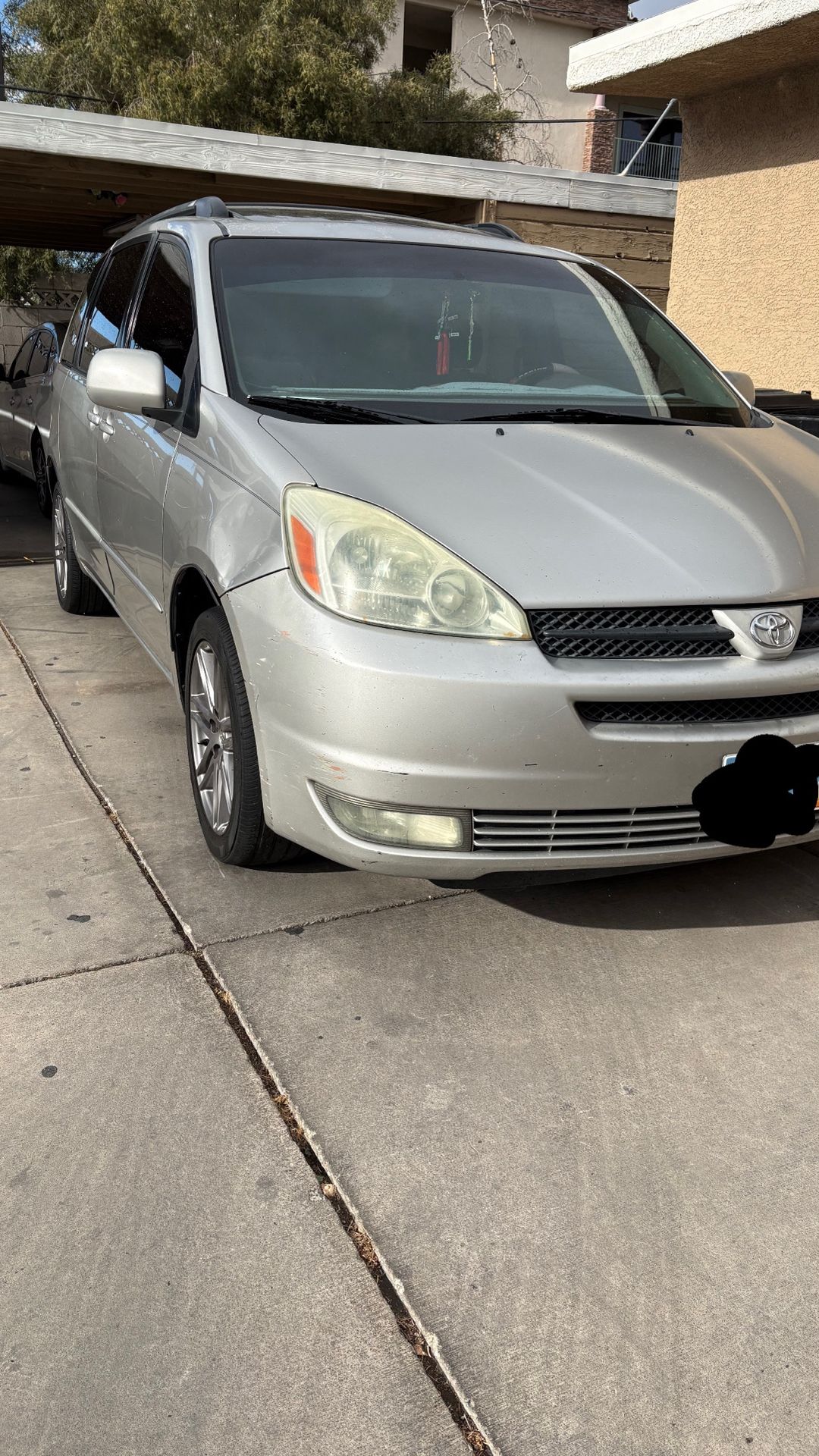 2004 Toyota Sienna