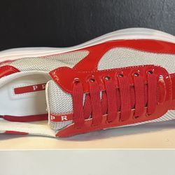Prada Size 7 Us Eu 40