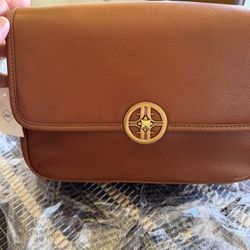 Leather Fossil Crossbody - Medium 