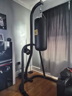 Everlast Punching Bag Stand