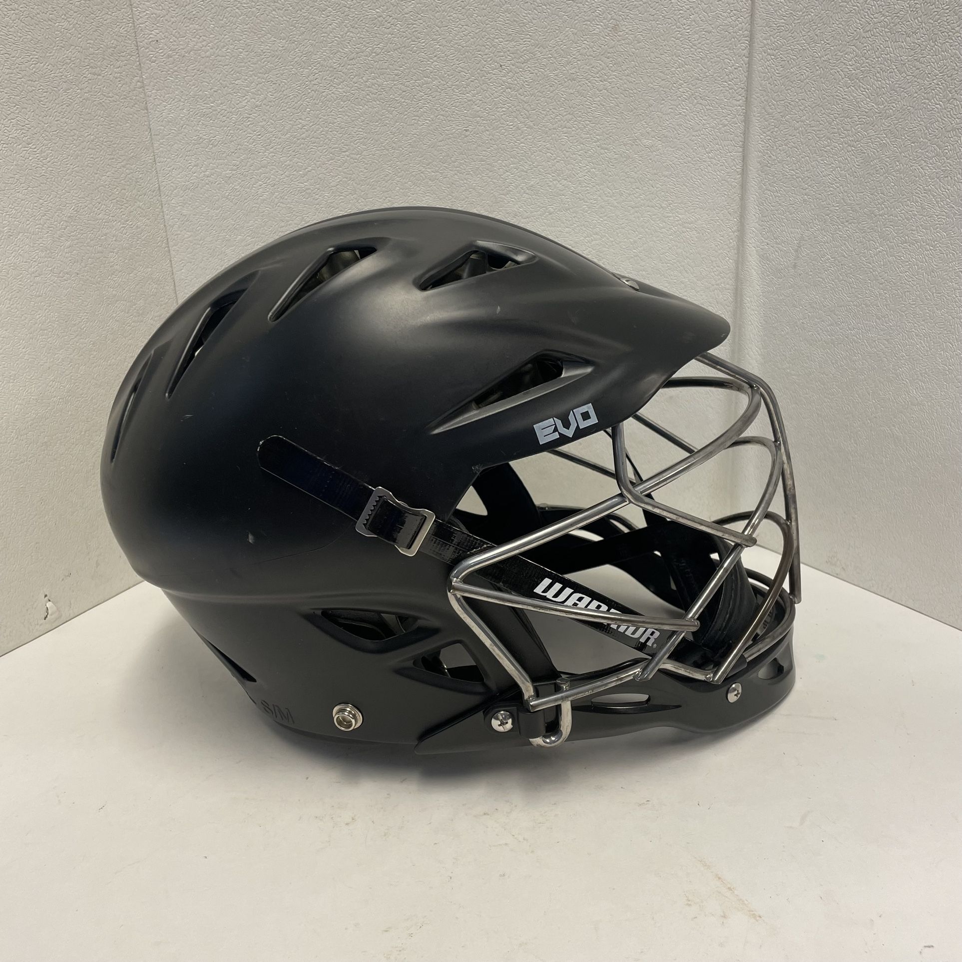 Warrior EVO Lacrosse Helmet Size S/M Small / Medium - BOA - Black / Chrome Mask