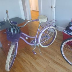 Huffy Nel Lusso 24-inch Girls' Cruiser Bike