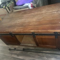 Farmhouse Coffee Table 