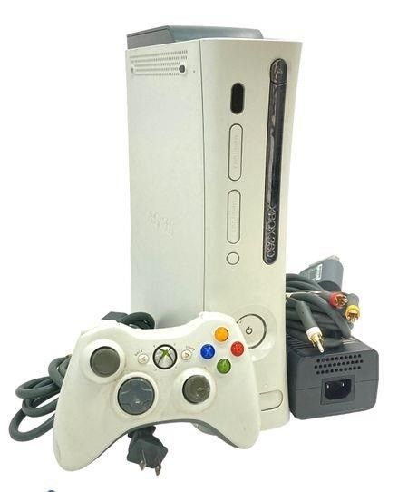 Microsoft Xbox 360 Video Game Console Bundle

