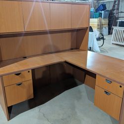 Office Desk With Hutch 