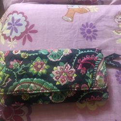 Vera Bradley Clutch Wallet Beautiful paisley Print Cotton