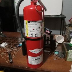 Fire Extinguisherĺà