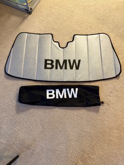 2022 BMW 330i Windshield Sunshade + Storage Bag