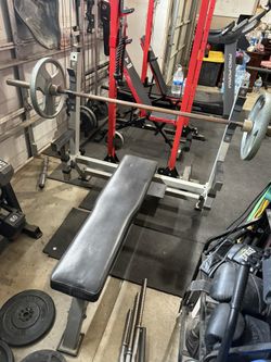 Bench And Weights 