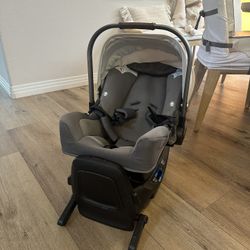 Nuna Pipa RX Car Seat & Base