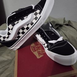 Mens Checkered Knu Skool Vans