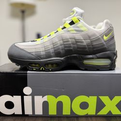 Nike Air Max 95 OG “Neon” Last Size 12