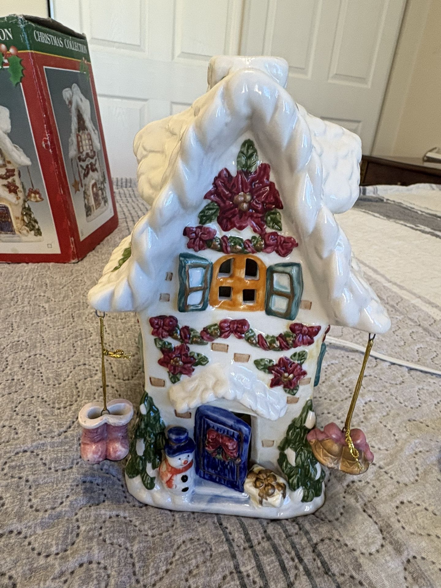Vintage ceramic Christmas house night light
