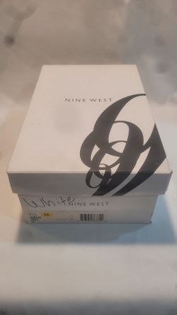 NINE WEST 👠