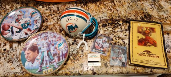 Dan Marino Memorabilia